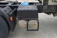东风天龙旗舰KX 嵘耀版 12.9L LNG 520马力 6X4 东风14档 牵引车