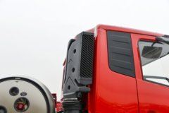 东风天龙VL 12.9L LNG 480马力 6X4 法士特12档 牵引车