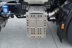 东风天龙VL 12.9L LNG 480马力 6X4 法士特12档 牵引车