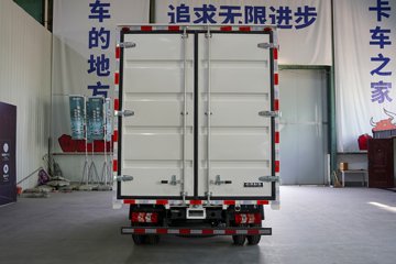 ������������L2V  ���� 4.165�׵��Ŵ��綯��ʽ�Ῠ ����ʱ��100.46kWhͼƬ