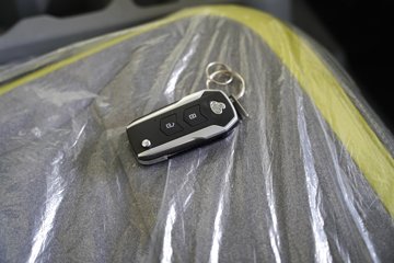 ������������L2V  ���� 4.165�׵��Ŵ��綯��ʽ�Ῠ ����ʱ��100.46kWhͼƬ