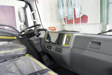 ������������L2V  ���� 4.165�׵��Ŵ��綯��ʽ�Ῠ ����ʱ��100.46kWhͼƬ