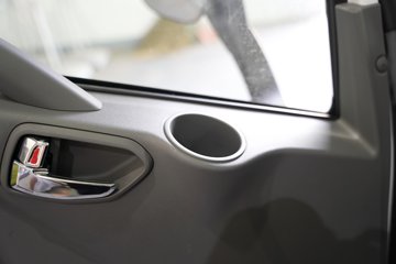 ������������L2V  ���� 4.165�׵��Ŵ��綯��ʽ�Ῠ ����ʱ��100.46kWhͼƬ