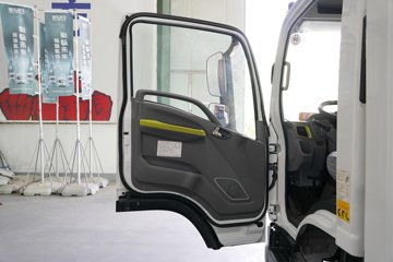 ������������L2V  ���� 4.165�׵��Ŵ��綯��ʽ�Ῠ ����ʱ��100.46kWhͼƬ