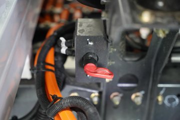 ������������L2V  ���� 4.165�׵��Ŵ��綯��ʽ�Ῠ ����ʱ��100.46kWhͼƬ