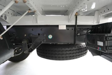 ������������L2V  ���� 4.165�׵��Ŵ��綯��ʽ�Ῠ ����ʱ��100.46kWhͼƬ