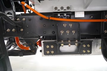 ������������L2V  ���� 4.165�׵��Ŵ��綯��ʽ�Ῠ ����ʱ��100.46kWhͼƬ