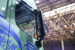 奇瑞商用车电凤凰 6X4 纯电动牵引车 600kWh