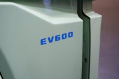 奇瑞商用车电凤凰 6X4 纯电动牵引车 600kWh
