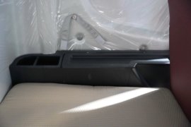 电凤凰&nbsp;电动牵引车驾驶室图片