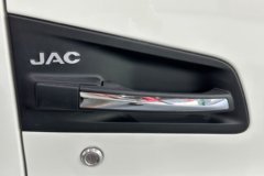 江淮 帅铃EV5 4.5T 4.22米单排纯电动仓栅式轻卡81.14kWh