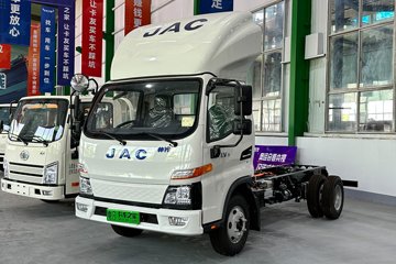 江淮 帅铃EV5 4.5T 4.22米单排纯电动仓栅式轻卡81.14kWh