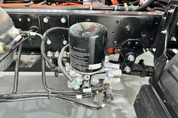 ���� ˧��EV5 4.5T 4.22�׵��Ŵ��綯��դʽ�Ῠ81.14kWhͼƬ