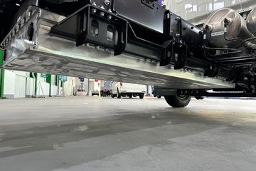 ���� ˧��EV5 4.5T 4.22�׵��Ŵ��綯��դʽ�Ῠ81.14kWhͼƬ