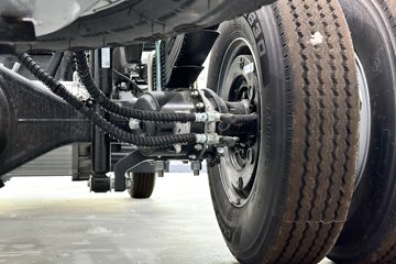 ���� ˧��EV5 4.5T 4.22�׵��Ŵ��綯��դʽ�Ῠ81.14kWhͼƬ