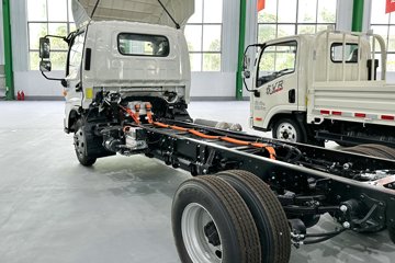 ���� ˧��EV5 4.5T 4.22�׵��Ŵ��綯��դʽ�Ῠ81.14kWhͼƬ