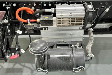 ���� ˧��EV5 4.5T 4.22�׵��Ŵ��綯��դʽ�Ῠ81.14kWhͼƬ