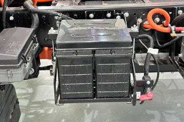 ���� ˧��EV5 4.5T 4.22�׵��Ŵ��綯��դʽ�Ῠ81.14kWhͼƬ