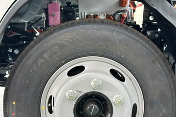 ���� ˧��EV5 4.5T 4.22�׵��Ŵ��綯��դʽ�Ῠ81.14kWhͼƬ