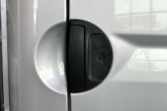 东风股份 EV180 3.5T 3.79米单排纯电动栏板微卡50.38kWh