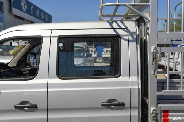 跨越王X1载货车济南市火热促销中 让利高达0.1万