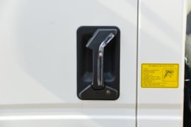 重汽HOWO轻卡底盘&nbsp;爆破器材运输车外观图片