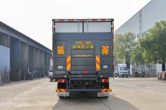 重汽HOWO轻卡悍将 160马力 4X2 5.2米易燃气体厢式运输车(楚飞牌)