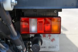 重汽HOWO轻卡底盘&nbsp;爆破器材运输车上装图片