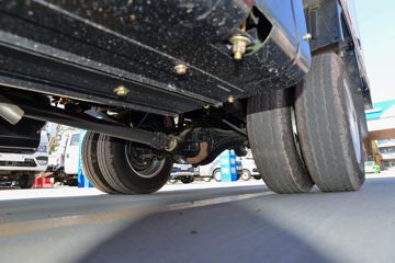 ������Խ��X7 ������ 1.6L 105���� CNG 3.685�׵�����ʽС��ͼƬ