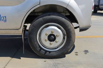 ������Խ��X7 ������ 1.6L 105���� CNG 3.685�׵�����ʽС��ͼƬ