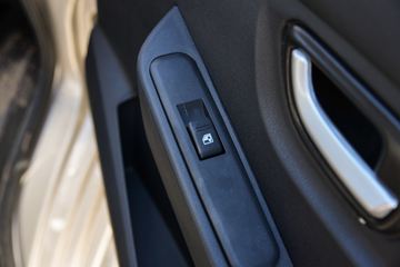 ������Խ��X7 ������ 1.6L 105���� CNG 3.685�׵�����ʽС��ͼƬ