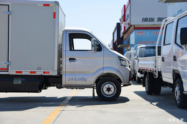 优惠0.4万 成都市跨越王X7载货车火热促销中