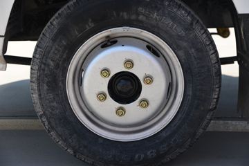 ������Խ��D5EV ������ 3.5T 3.995�׵��Ŵ��綯��դʽ΢��55.64kWhͼƬ