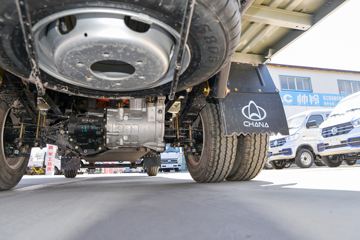 ������Խ��D5EV ������ 3.5T 3.995�׵��Ŵ��綯��դʽ΢��55.64kWhͼƬ