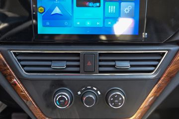 ������Խ��D5EV ������ 3.5T 3.995�׵��Ŵ��綯��դʽ΢��55.64kWhͼƬ