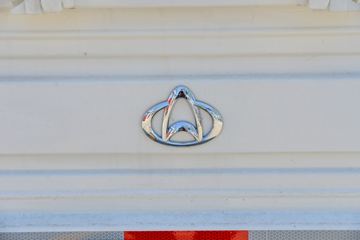 ������Խ��D5EV ������ 3.5T 3.995�׵��Ŵ��綯��դʽ΢��55.64kWhͼƬ