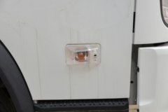 福田奥铃M卡 142马力 4X2 易燃液体厢式运输车(楚飞牌)