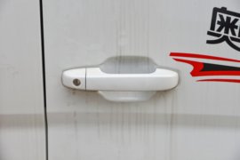 福田奥铃底盘&nbsp;液化气体运输车外观图片