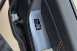 福田奥铃底盘&nbsp;液化气体运输车驾驶室图片