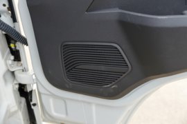 福田奥铃底盘&nbsp;液化气体运输车驾驶室图片