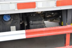 福田奥铃M卡 142马力 4X2 易燃液体厢式运输车(楚飞牌)