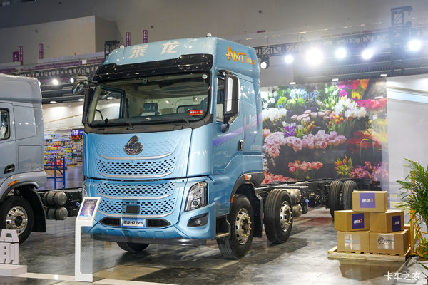 东风柳汽乘龙H7 pro 350马力 6X2 法士特9档 AMT自动档 9.45米冷藏车