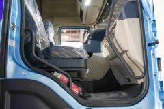 东风柳汽 乘龙H7pro 12.5L LNG 480马力 6X4 法士特12档 牵引车