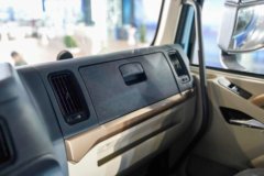 东风柳汽 乘龙H7pro 12.5L LNG 480马力 6X4 法士特12档 牵引车