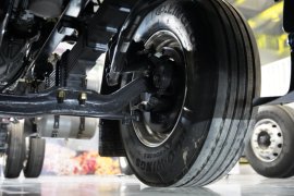 乘龙H5V&nbsp;载货车底盘                                                图片