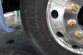 乘龙H5V&nbsp;载货车底盘                                                图片