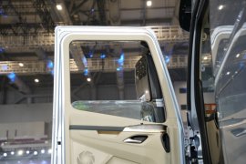 乘龙H5V&nbsp;载货车驾驶室                                               图片