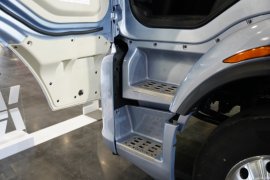 乘龙H5V&nbsp;载货车驾驶室                                               图片