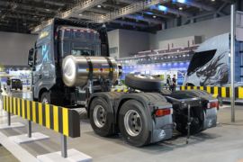 乘龙HK&nbsp;牵引车外观                                                图片