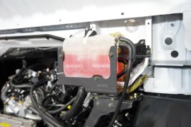 乘龙L2V&nbsp;电动载货车底盘图片